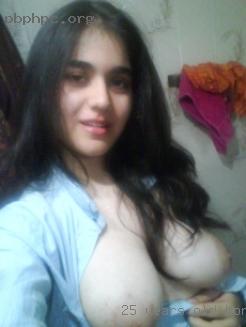 25 years old horny woman